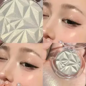 JUJU DREAM Dual-Tone Highlighter Palette